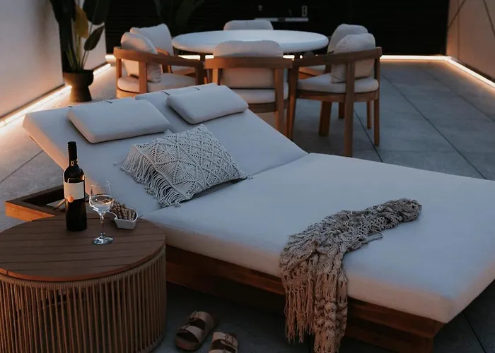 Sunset Waves Boutique *