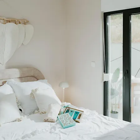 Sunset Waves Boutique Apartament *