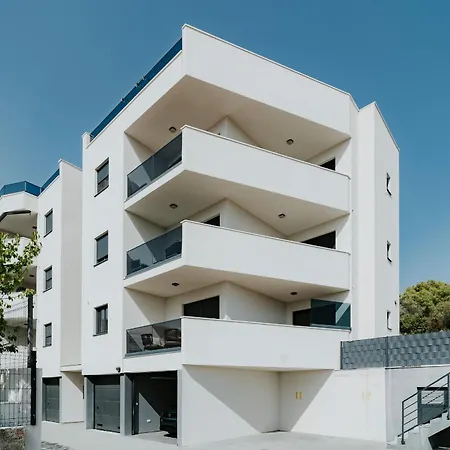 Sunset Waves Boutique