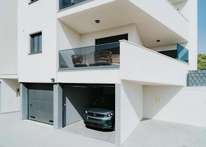 Sunset Waves Boutique Apartament *