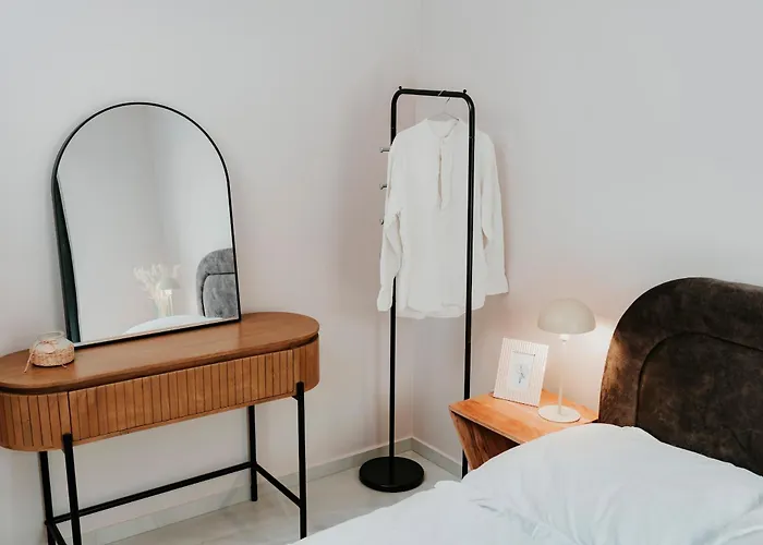 Sunset Waves Boutique *